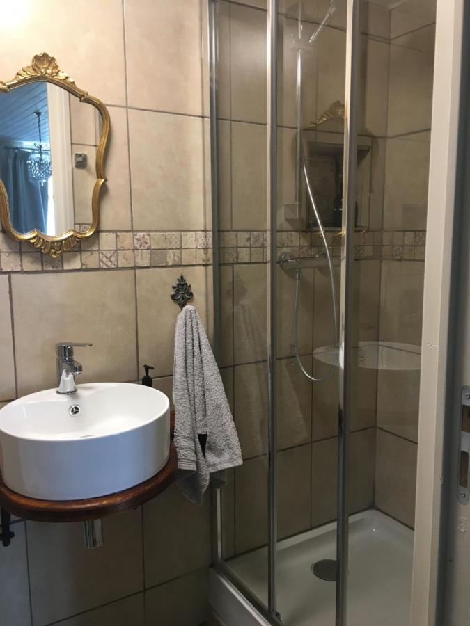 Maison La Roche Chambre D'Hotes Le Vigeant Екстериор снимка